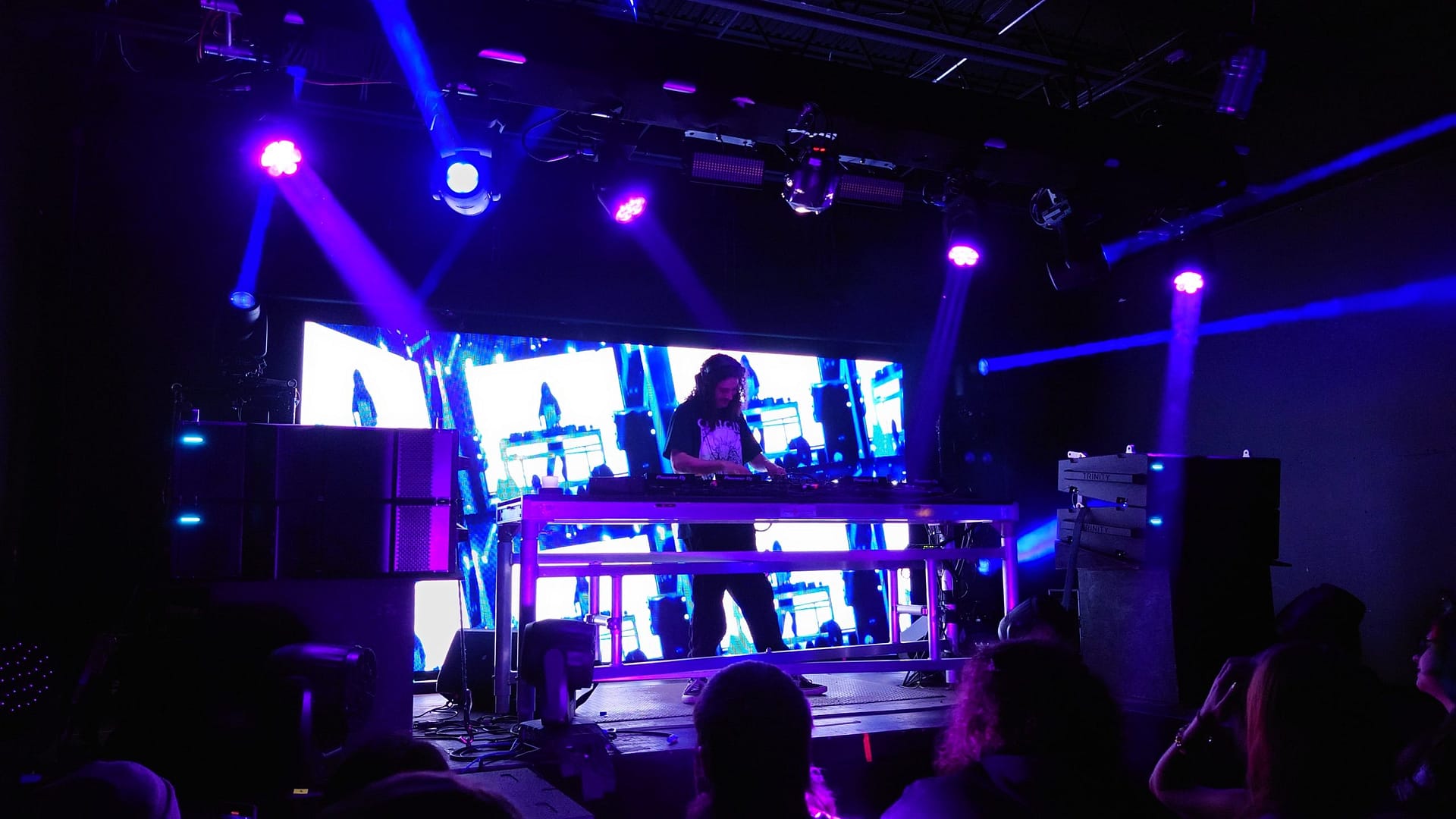 Discourse on Gravity with Shlump and Company @ Bass Station