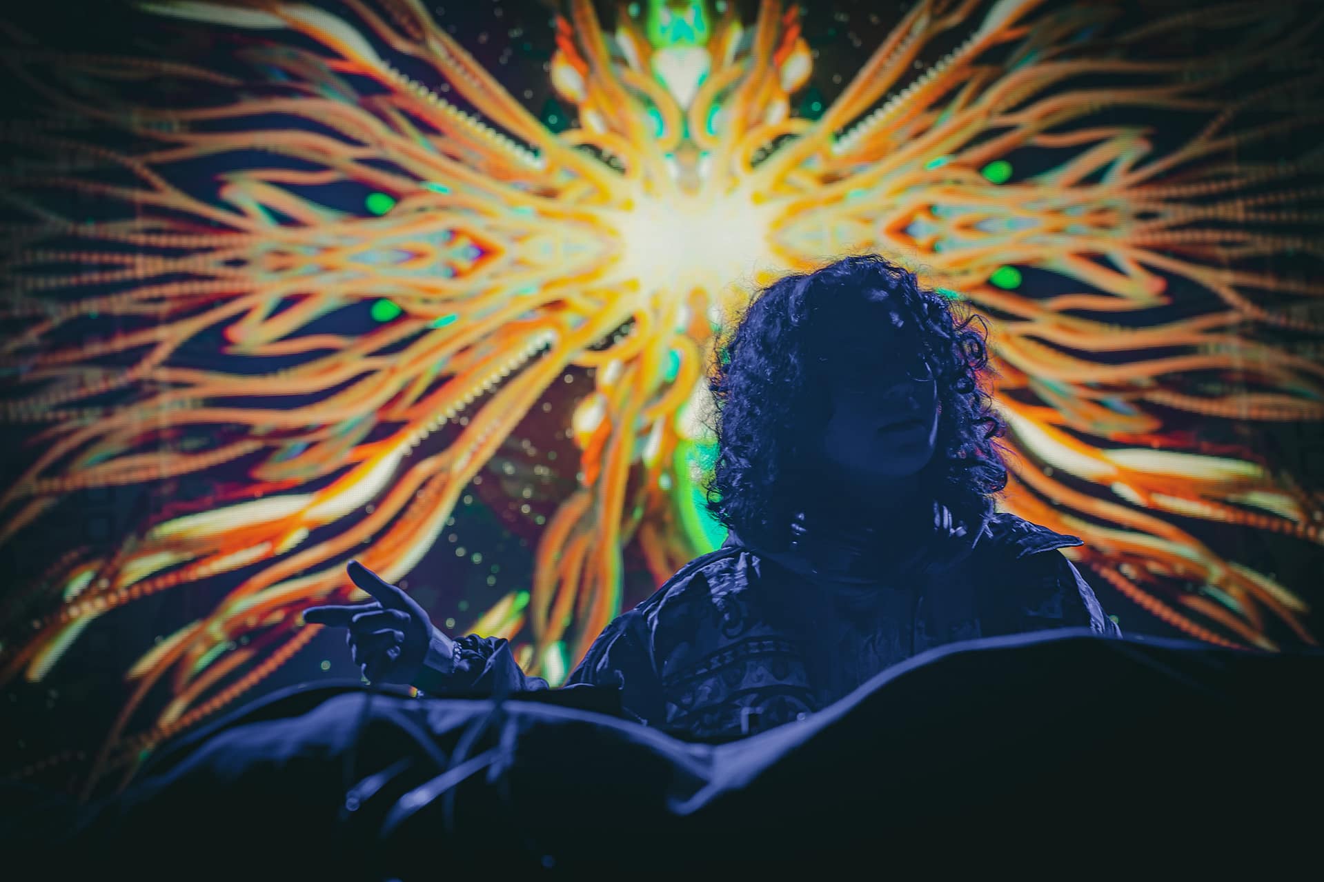 The Quantum Theory of Entangled Mind